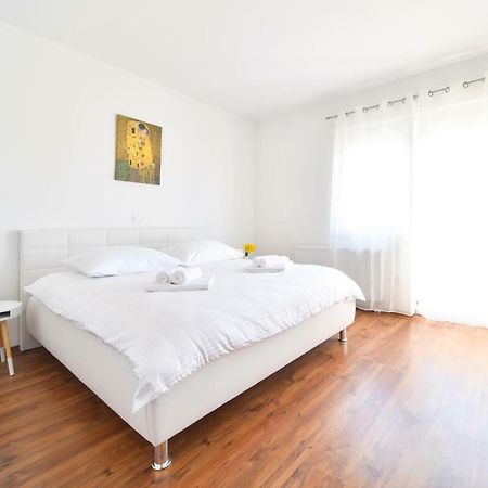 Apartman Space Ražanac المظهر الخارجي الصورة
